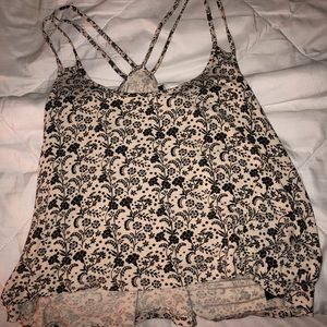 Forever 21 tank